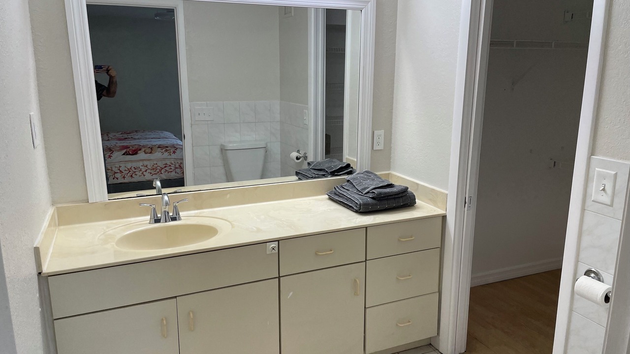 Photo of Bathroom in Plantation
