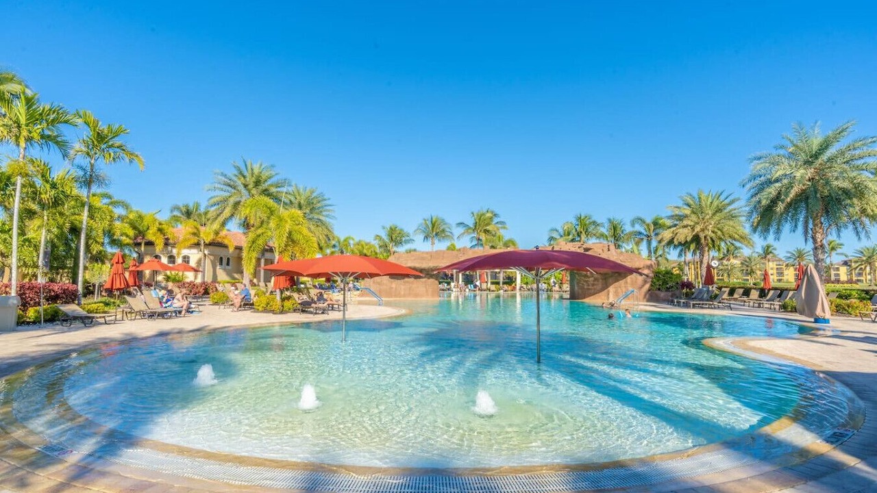 Photo of Outdoor in Naples