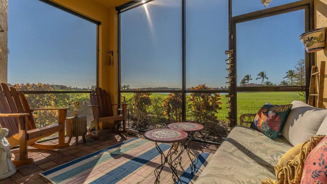 Photo of Outdoor in Naples