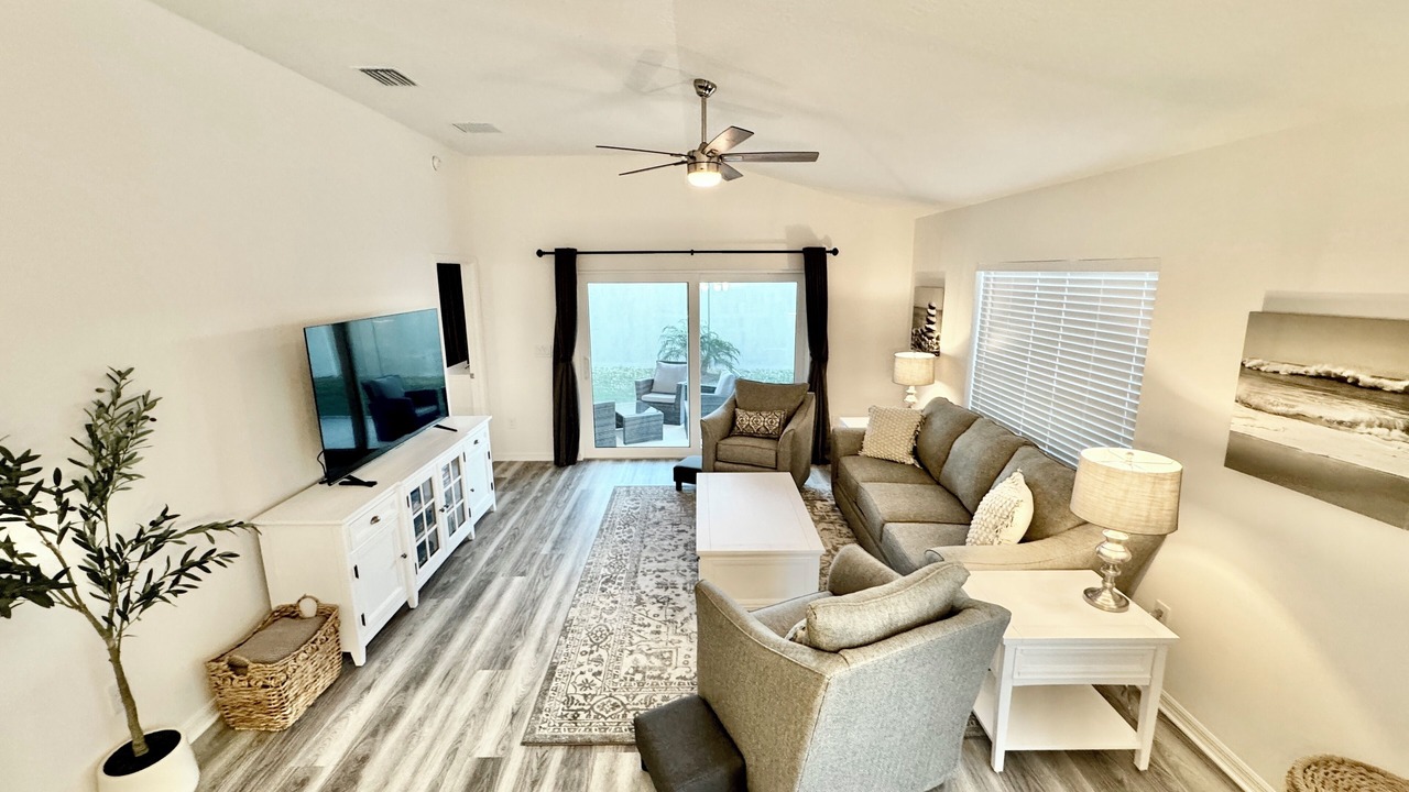 Photo of Livingroom in Sumter County