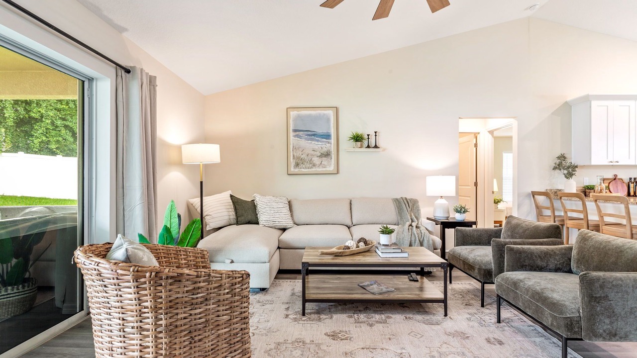Photo of Livingroom in Summerfield