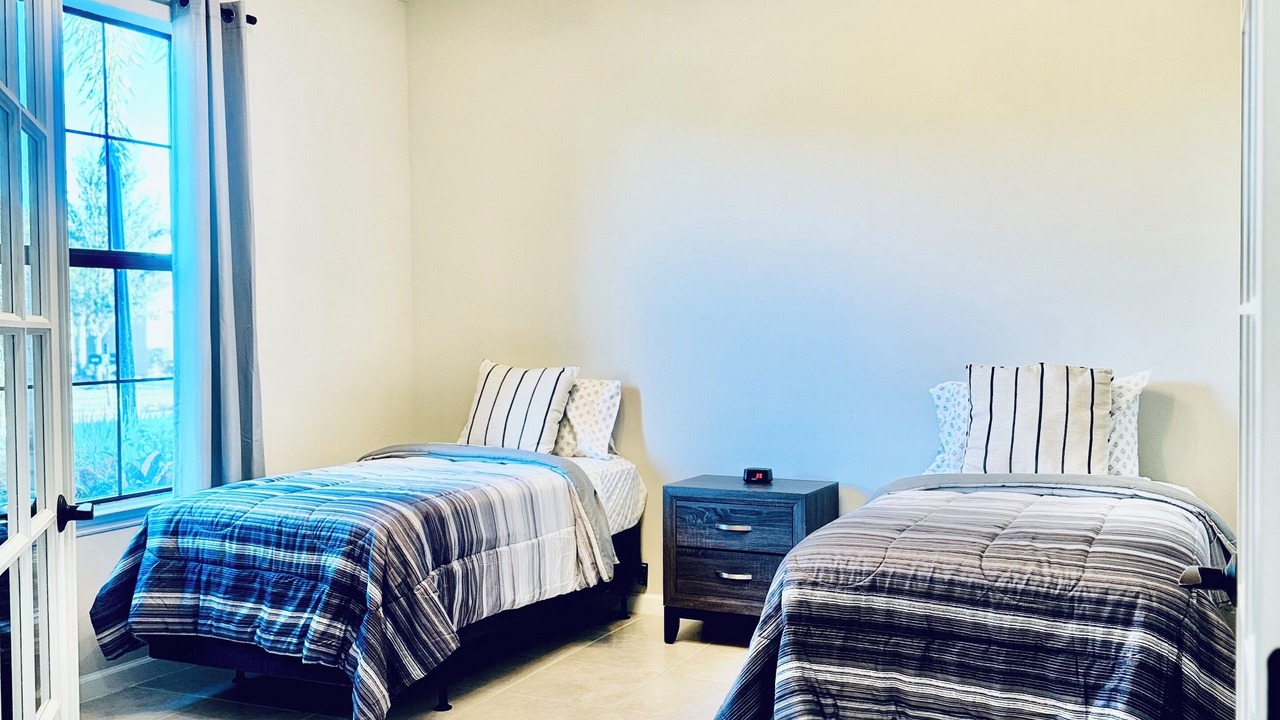 Photo of Bedroom in River Hall