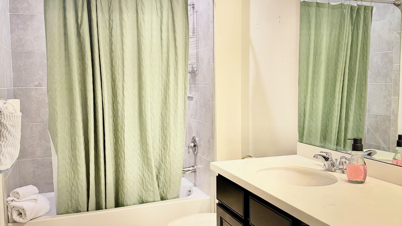Photo of Bathroom in River Hall