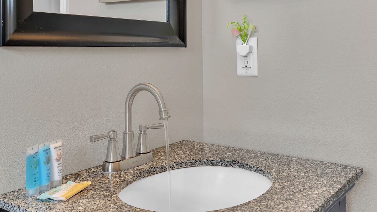 Photo of Bathroom in Fairvilla