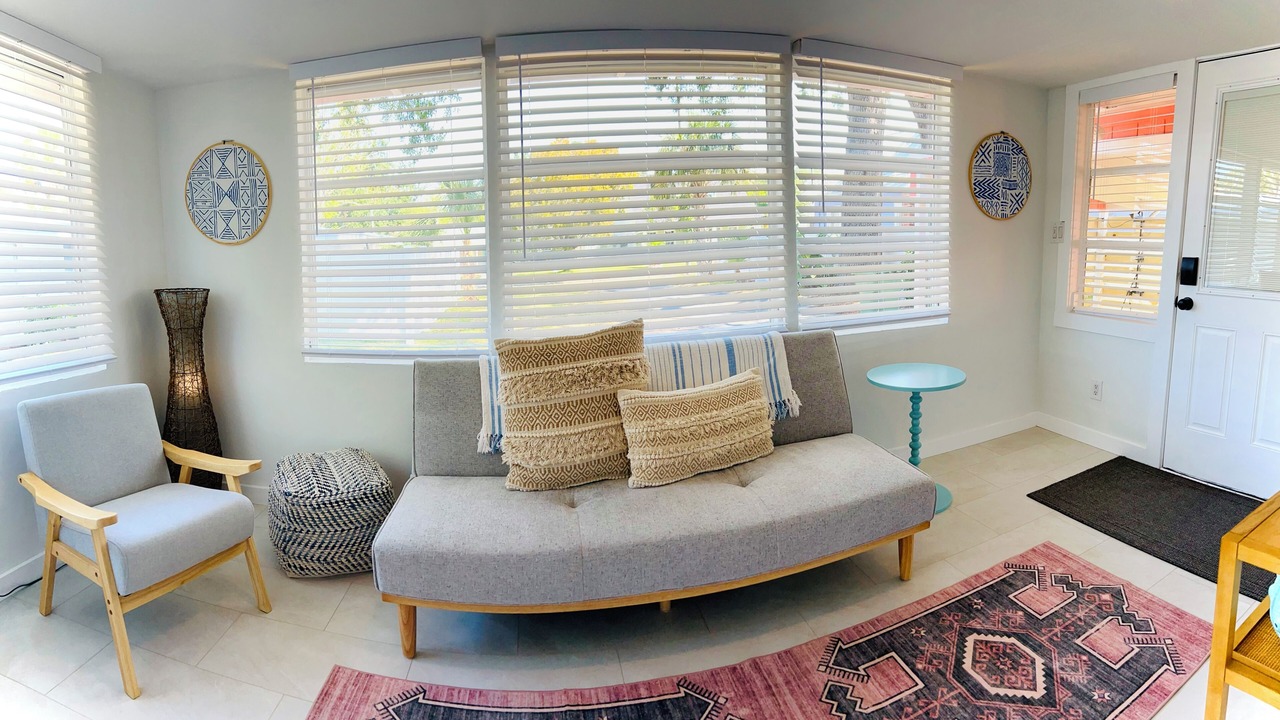 Photo of Livingroom in River District