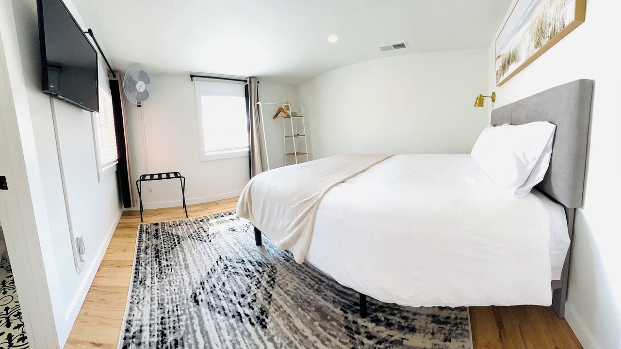 Photo of Bedroom in River District