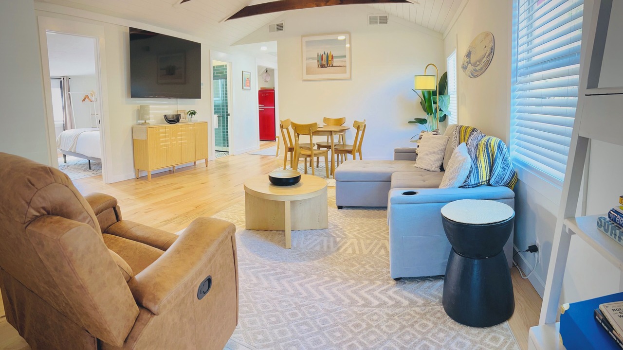 Photo of Livingroom in River District