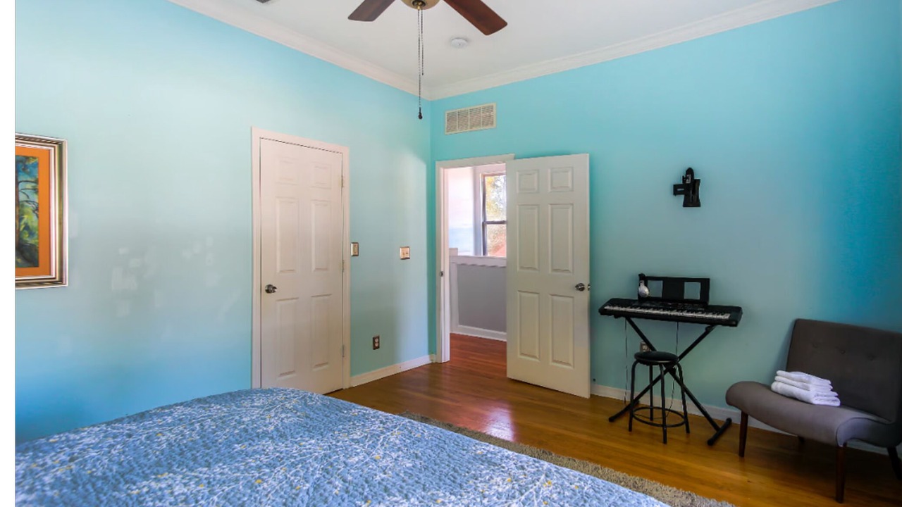 Photo of Bedroom in Urban Core