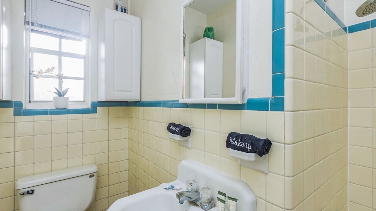 Photo of Bathroom in Crescent Lake