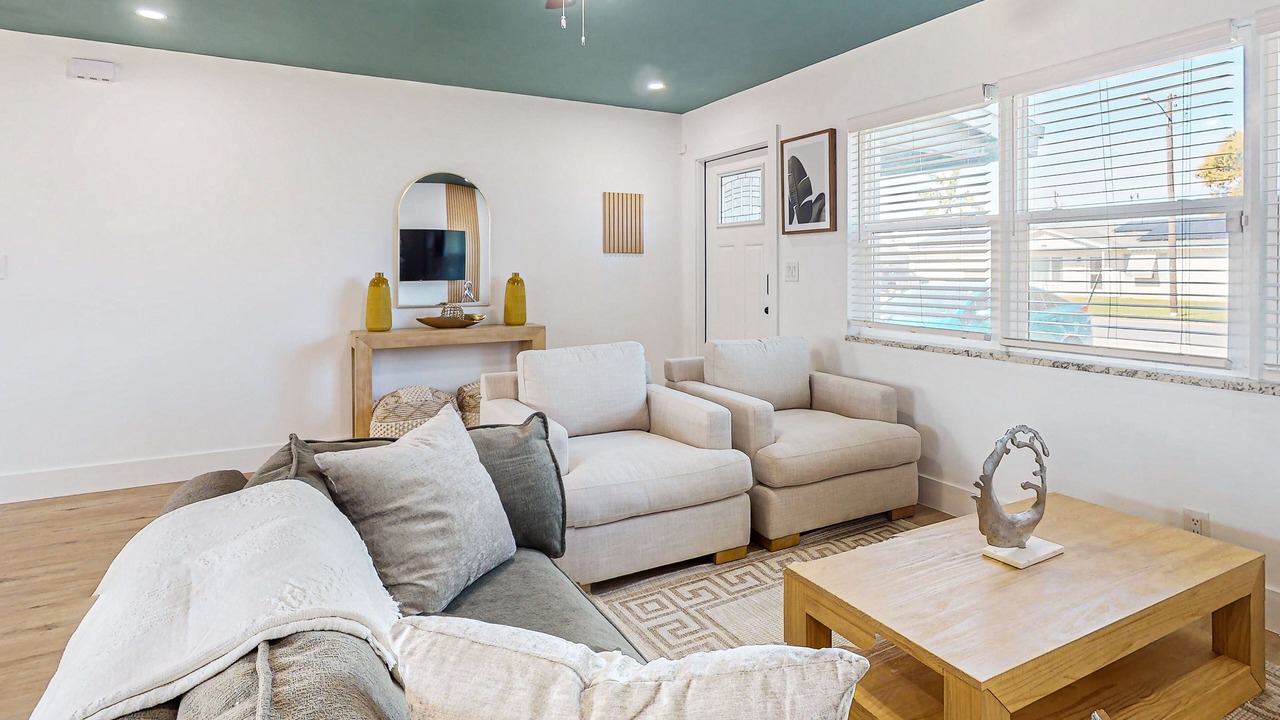 Photo of Livingroom in Lantana
