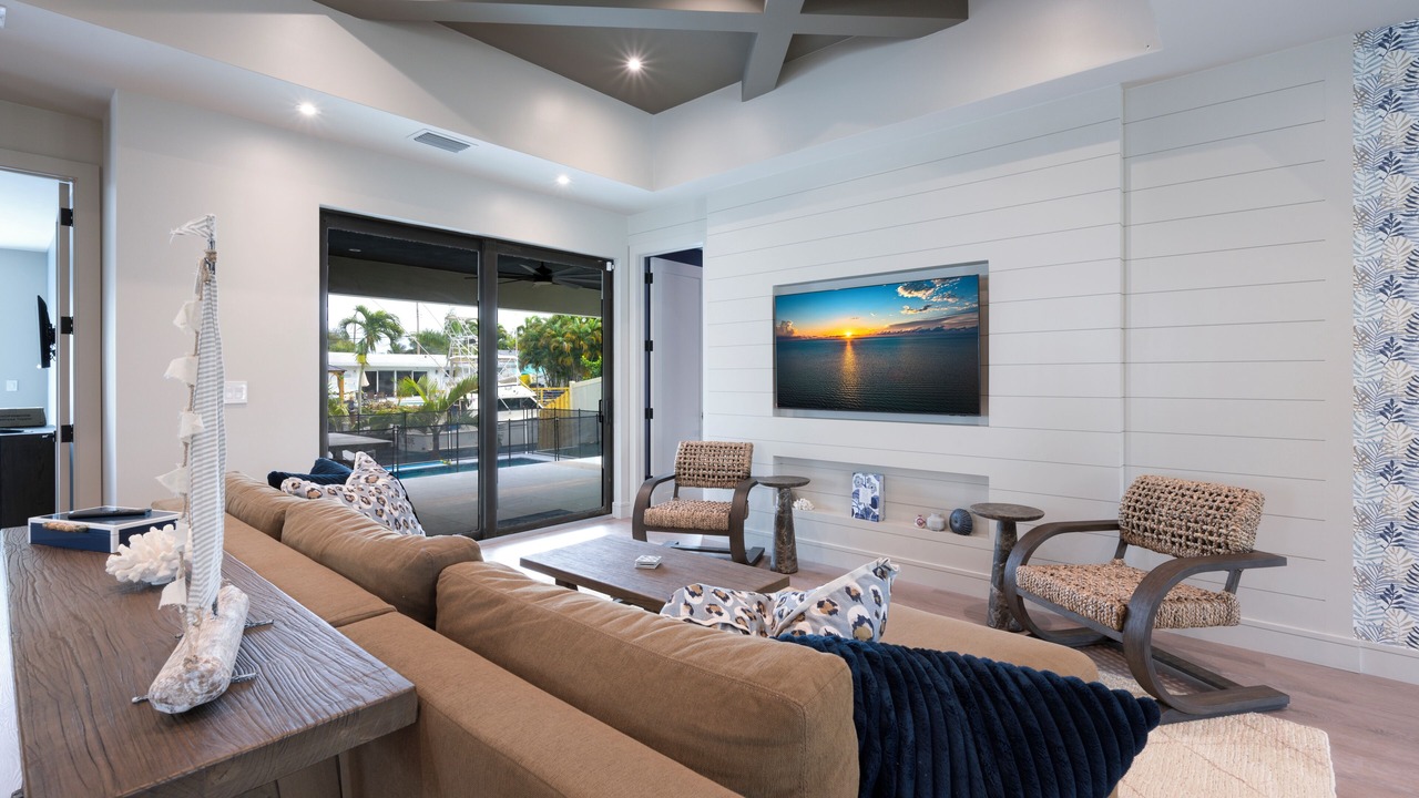 Photo of Livingroom in Lauderdale Isles