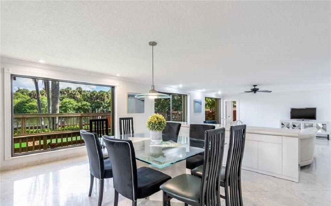 Photo of Livingroom in Shady Banks