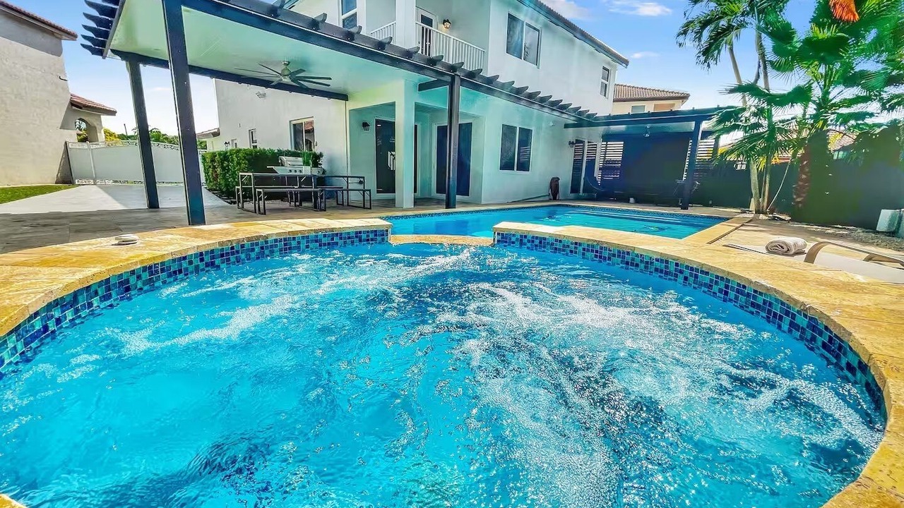 Photo of Outdoor in Tamiami
