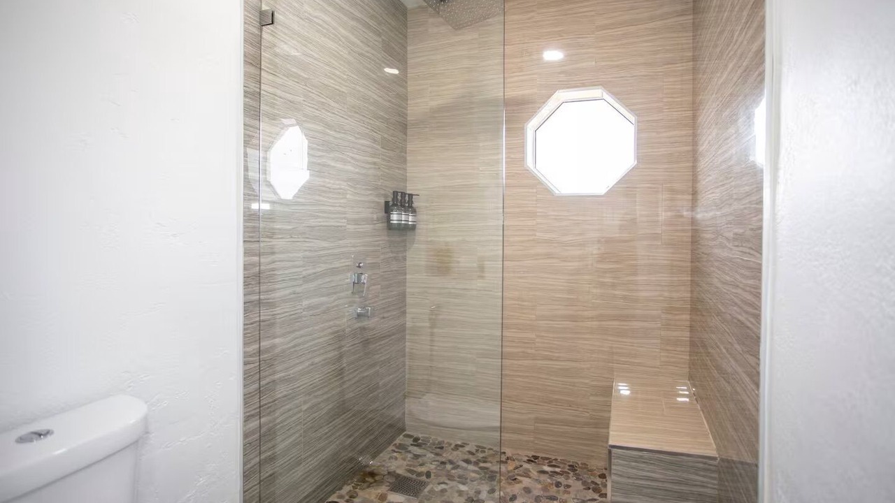 Photo of Bathroom in Tamiami