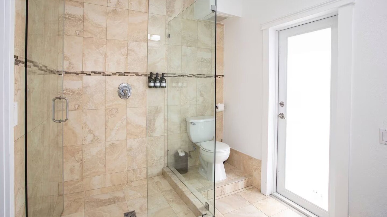 Photo of Bathroom in Tamiami