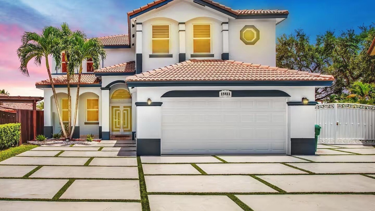 Photo of Outdoor in Tamiami