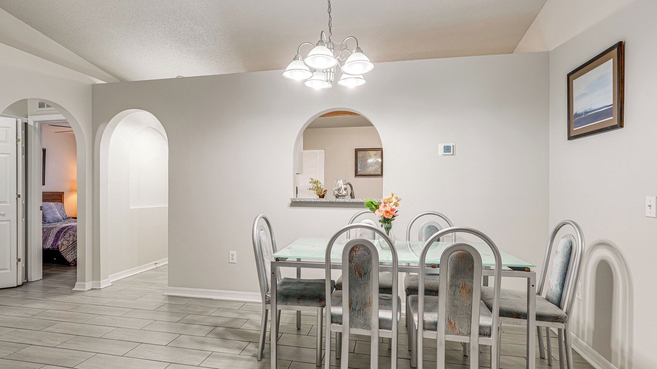 Photo of Bedroom in Lakeland - Winter Haven