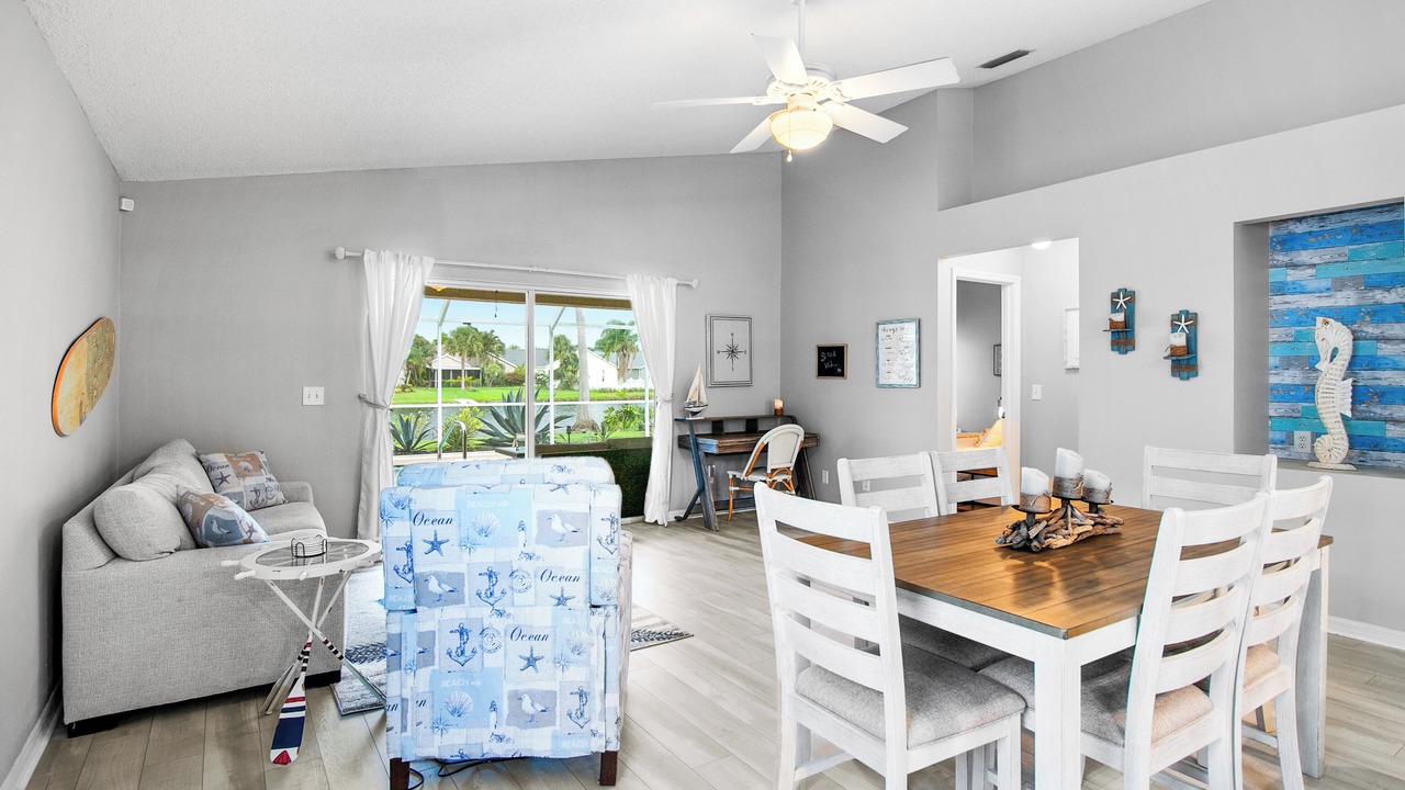 Photo of Livingroom in Sabal Harbour