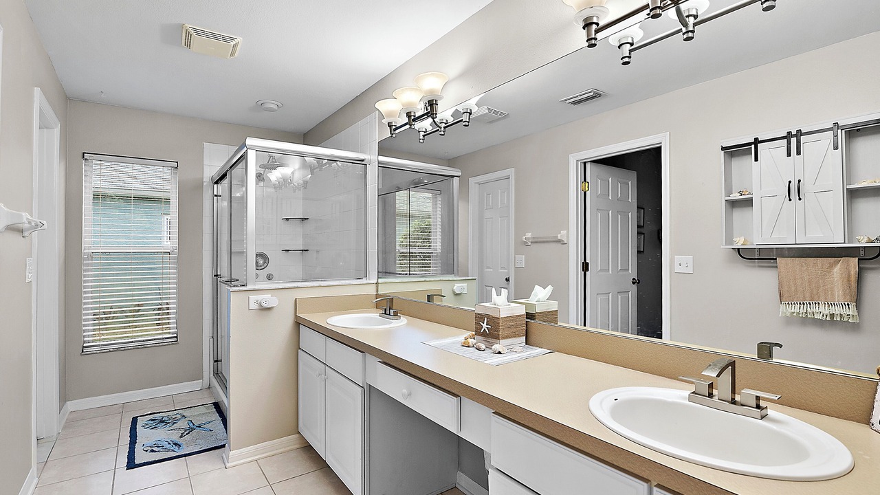 Photo of Bathroom in Sabal Harbour
