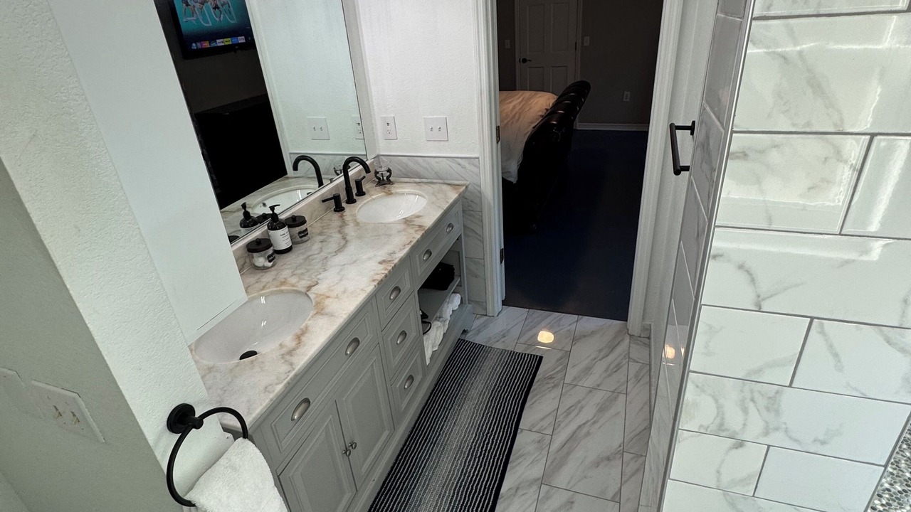 Photo of Bathroom in Plant City