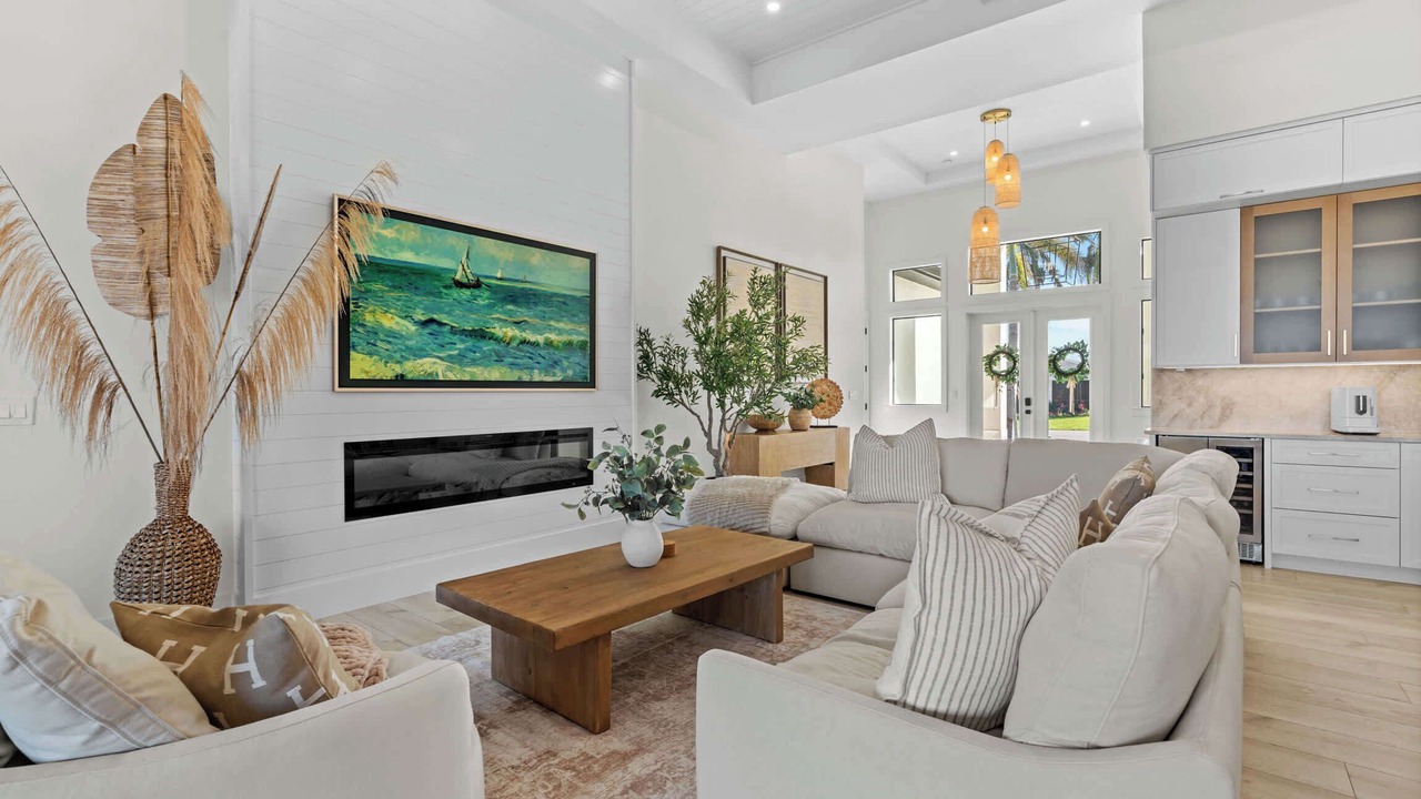 Photo of Livingroom in Naples Park