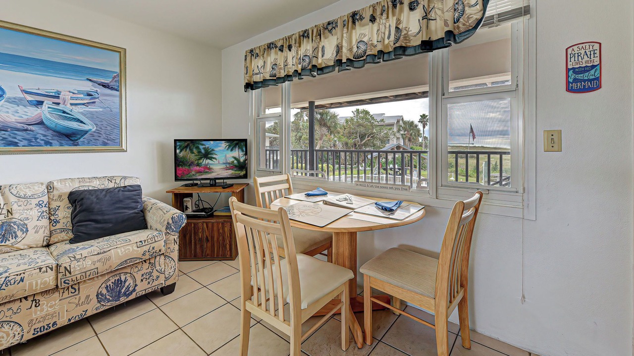 Photo of Bedroom in Golden Beach