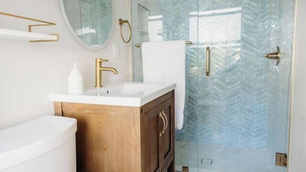 Photo of Bathroom in Bay Esplanade