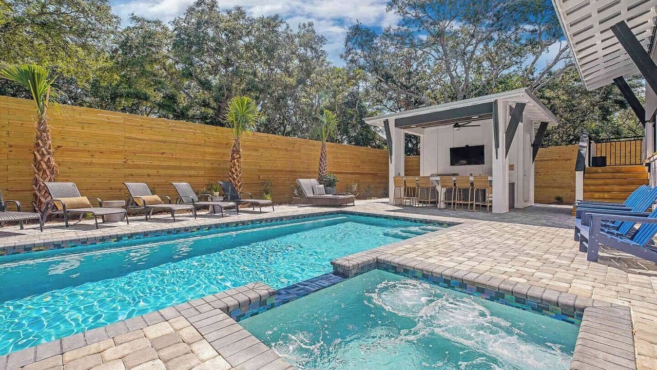 Photo of Outdoor in Dune Allen Beach