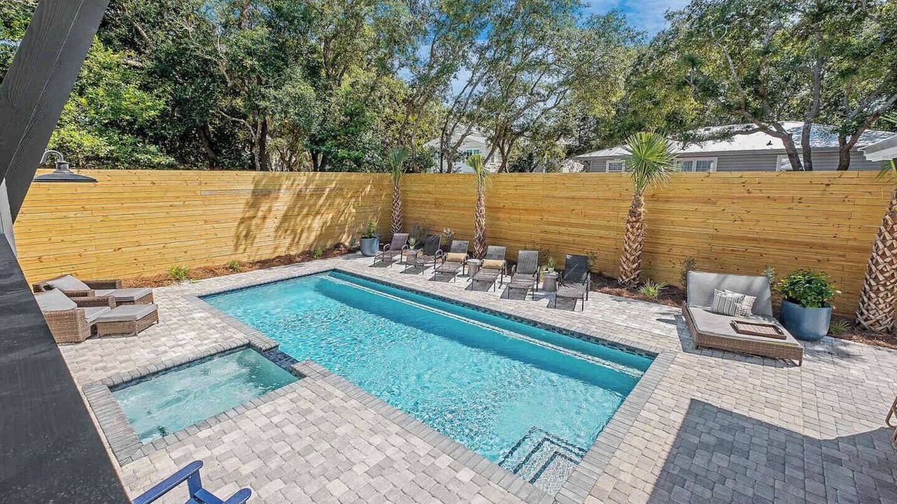 Photo of Outdoor in Dune Allen Beach