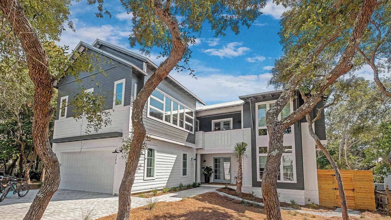 Photo of Outdoor in Dune Allen Beach