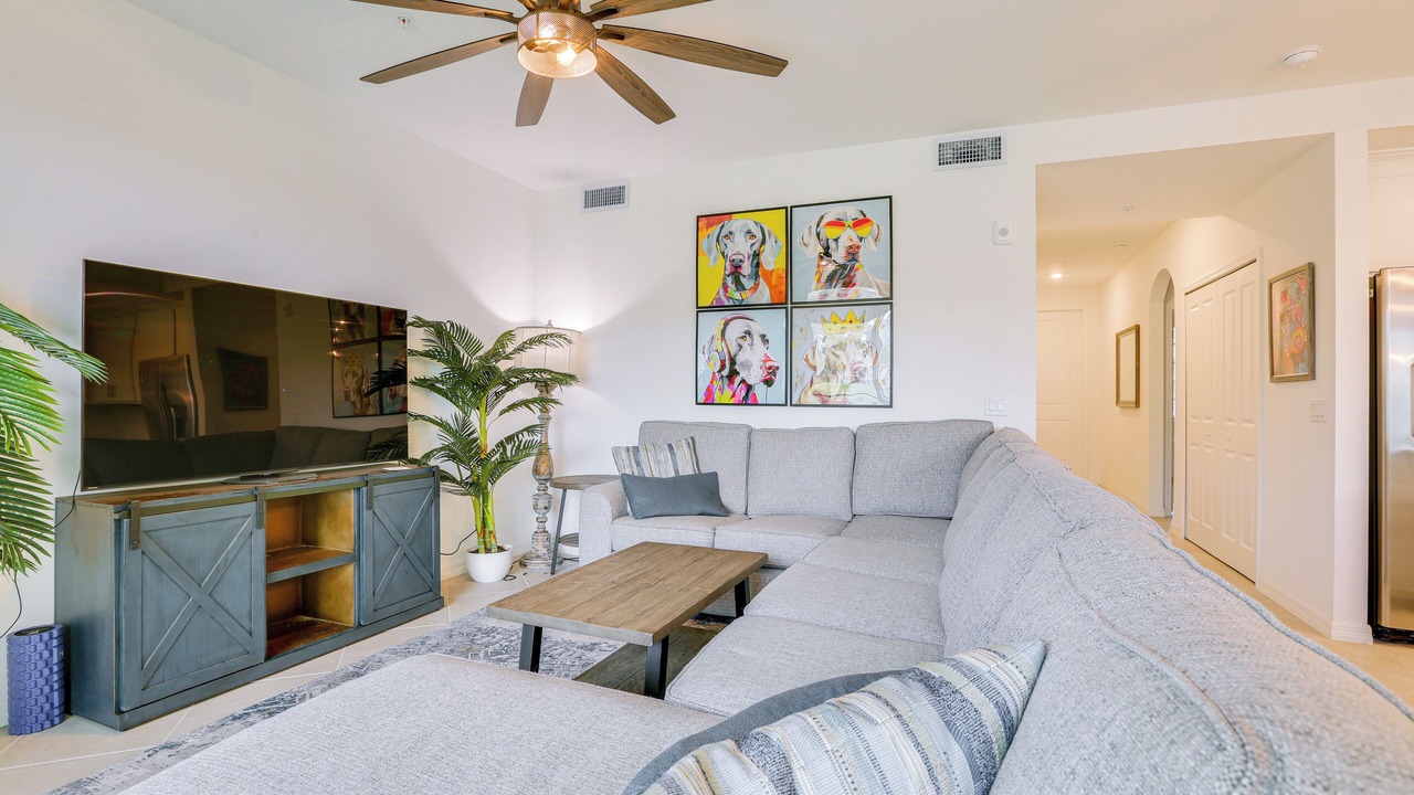 Photo of Livingroom in Lehigh Acres
