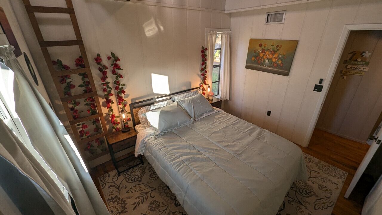 Photo of Bedroom in Silver Springs