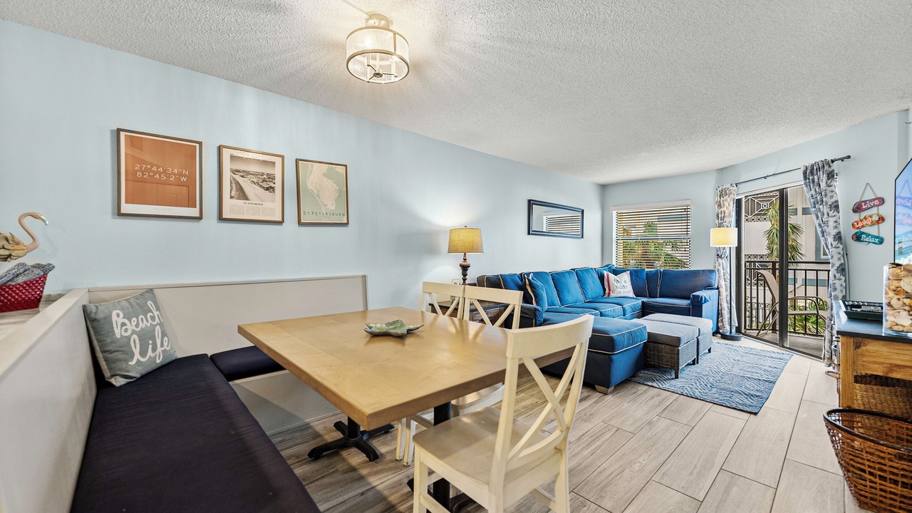Photo of Livingroom in Belle Vista