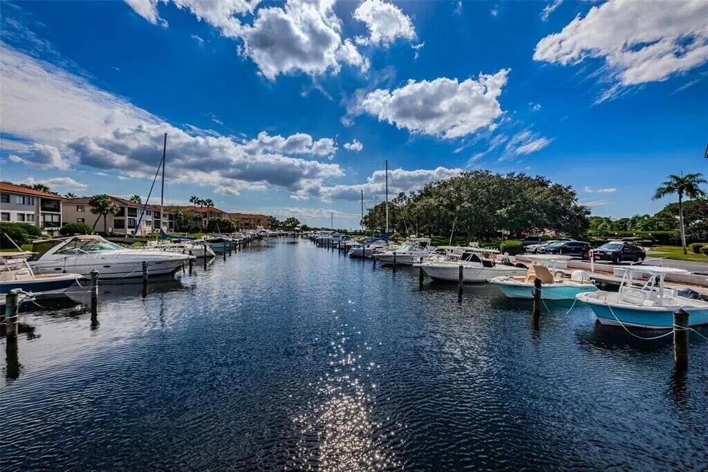 Photo of Others in Tarpon Springs