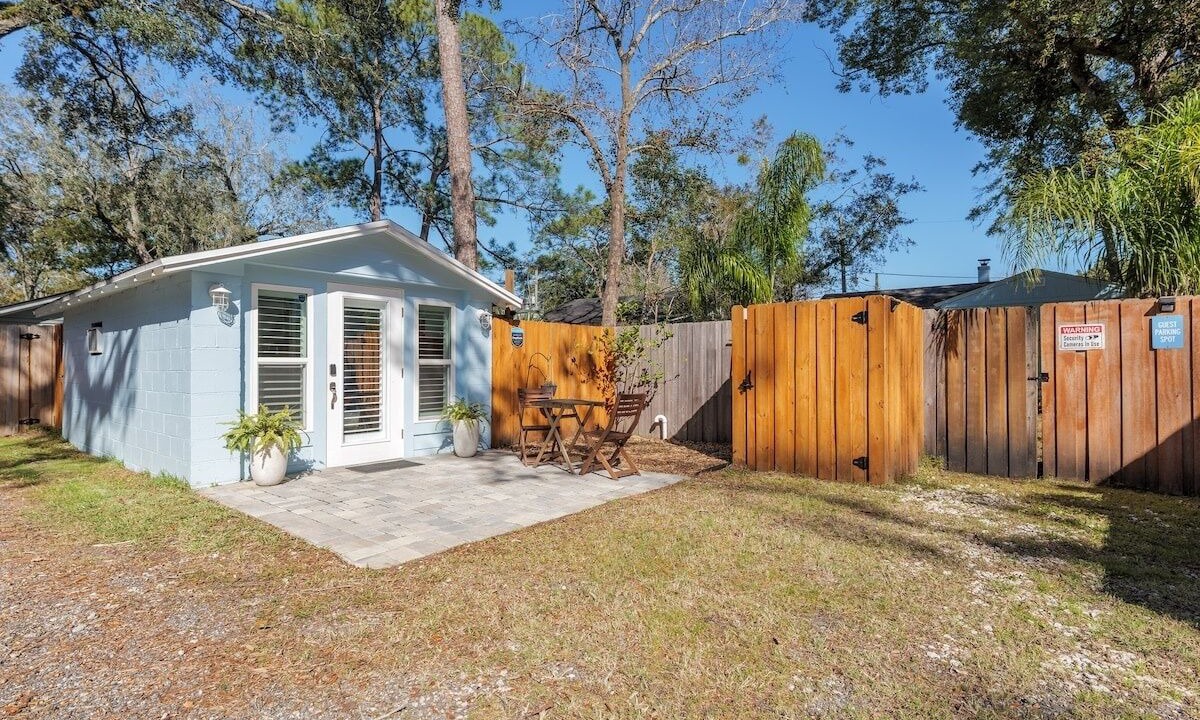 Photo of Outdoor in Avondale