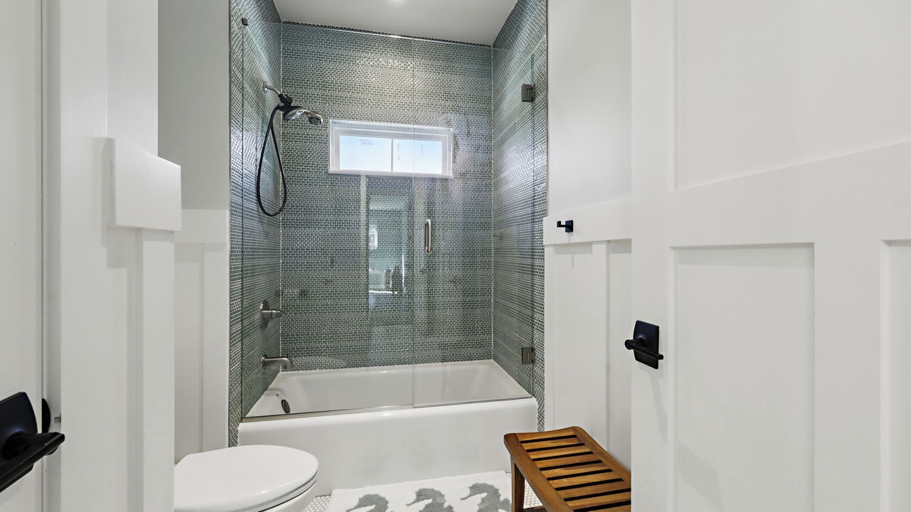 Photo of Bathroom in Palm Valley