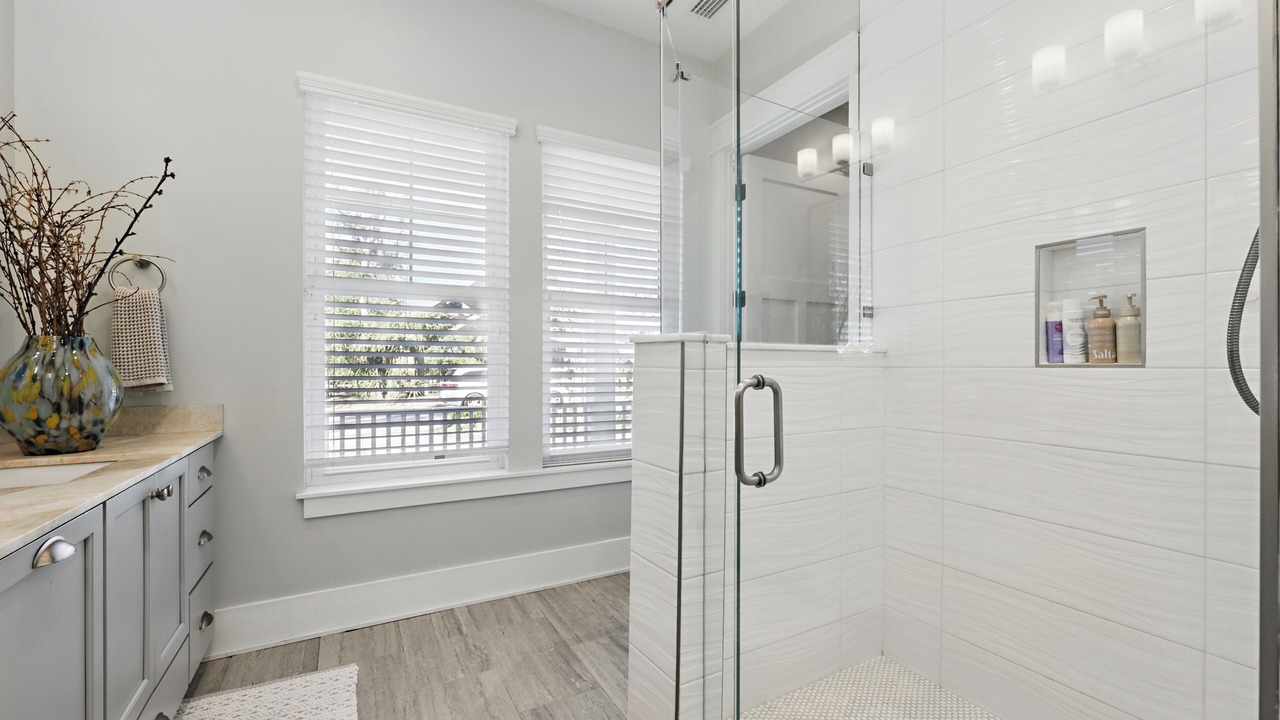 Photo of Bathroom in Palm Valley