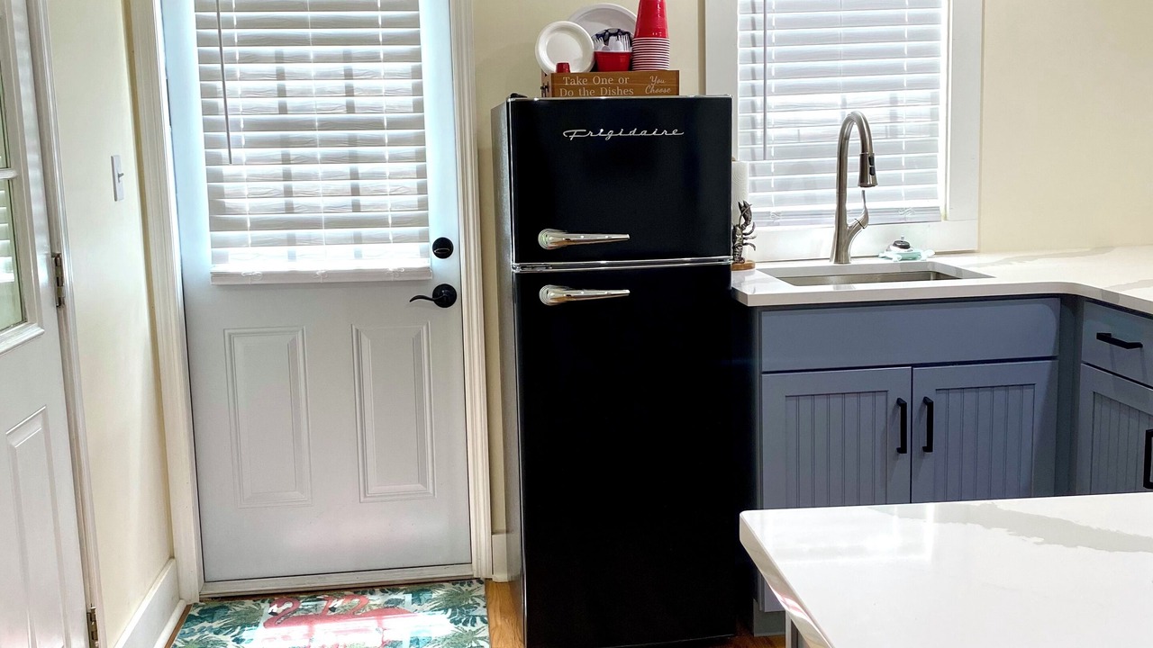Photo of Kitchen in Yankeetown
