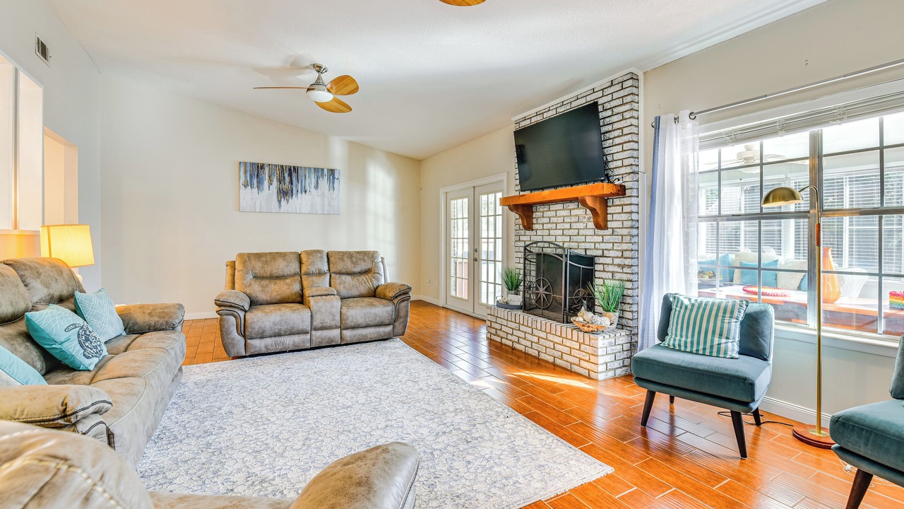 Photo of Livingroom in Wright