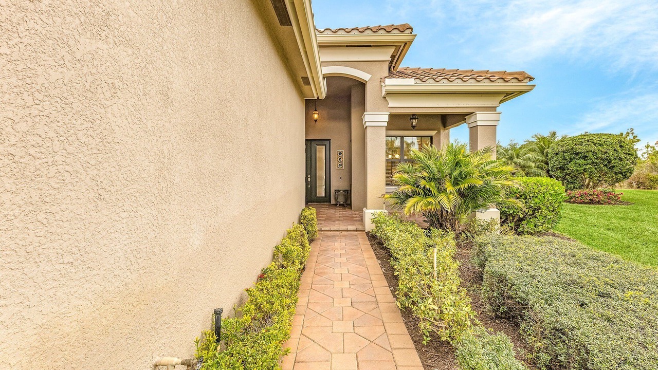 Photo of Outdoor in Naples