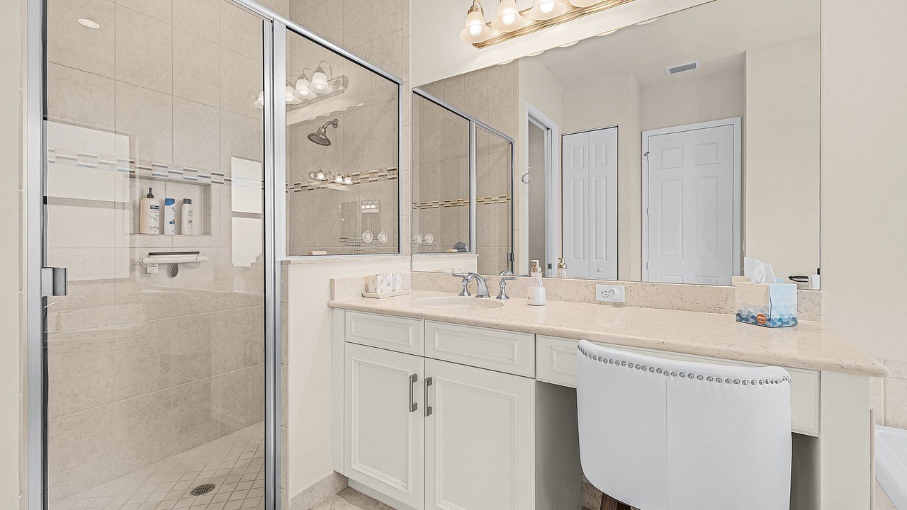 Photo of Bathroom in Naples