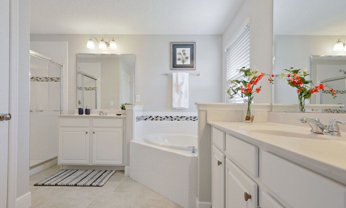Photo of Bathroom in Sunridge Woods