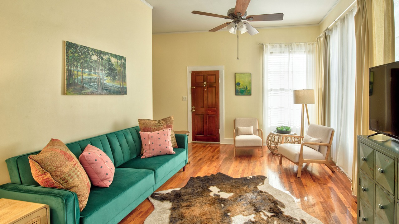 Photo of Livingroom in Gainesville