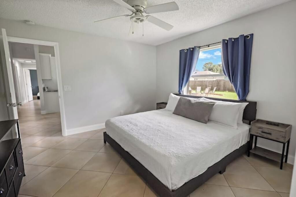 Photo of Bedroom in Interchange Square