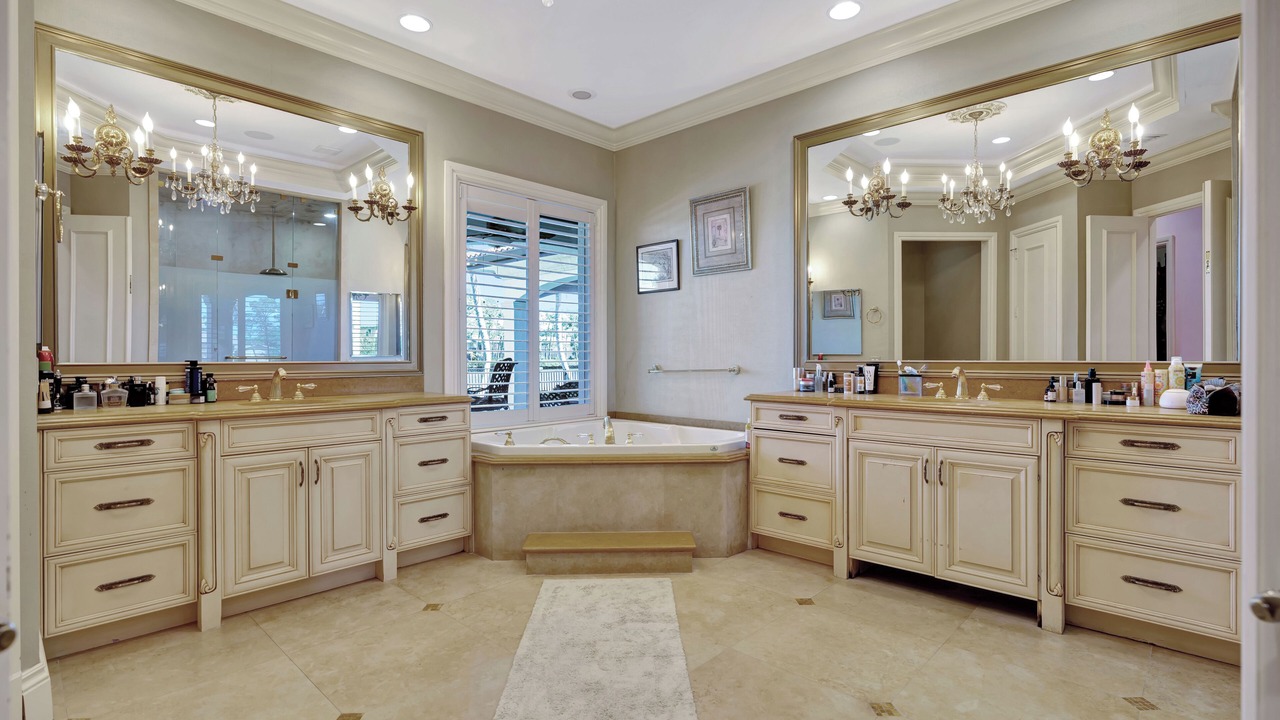 Photo of Bathroom in Jupiter
