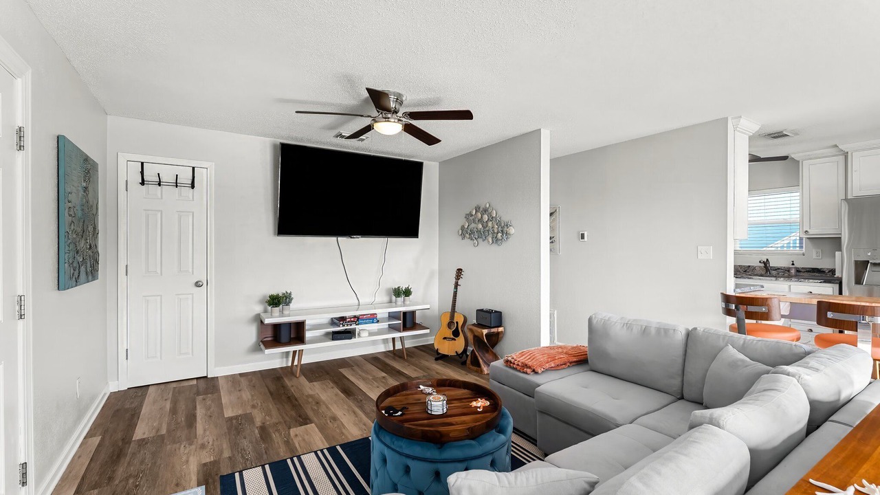 Photo of Livingroom in Port St. Joe