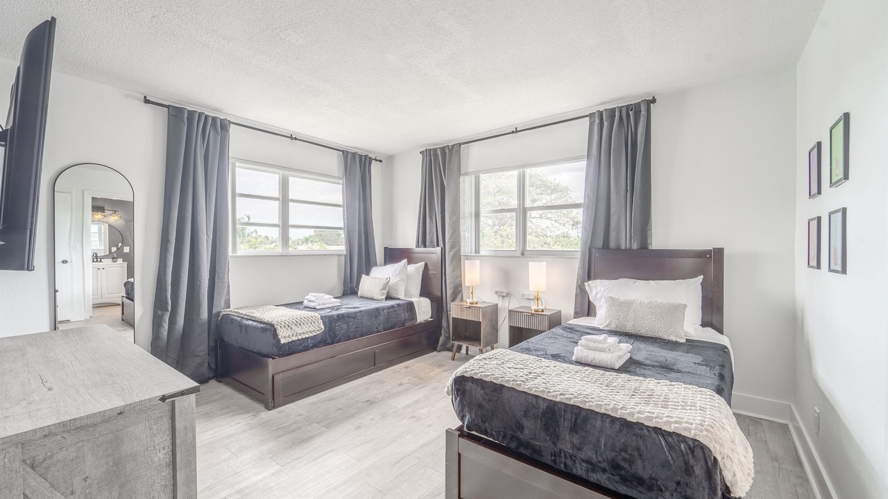 Photo of Bedroom in Survey Creek
