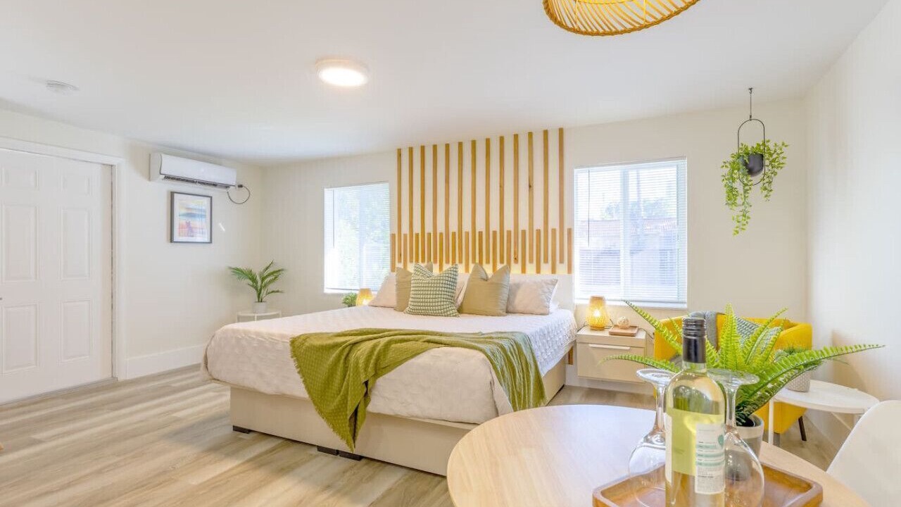Photo of Bedroom in Allapattah