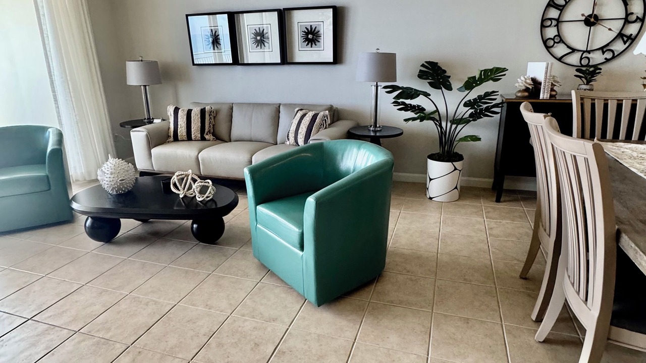 Photo of Livingroom in Jacksonville