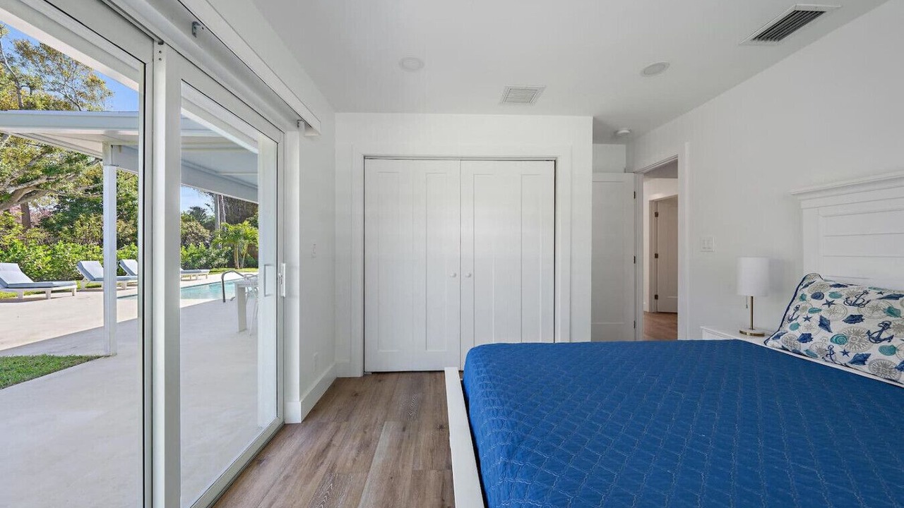 Photo of Bedroom in Tequesta